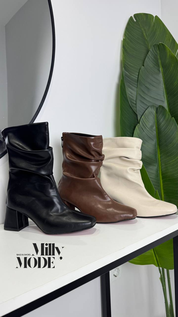 Boots Bt10