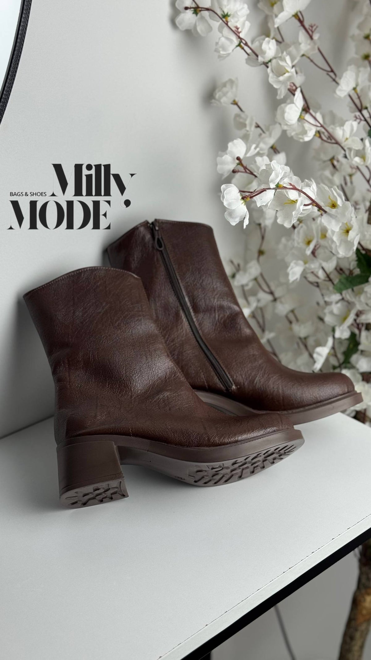 Boots bt19