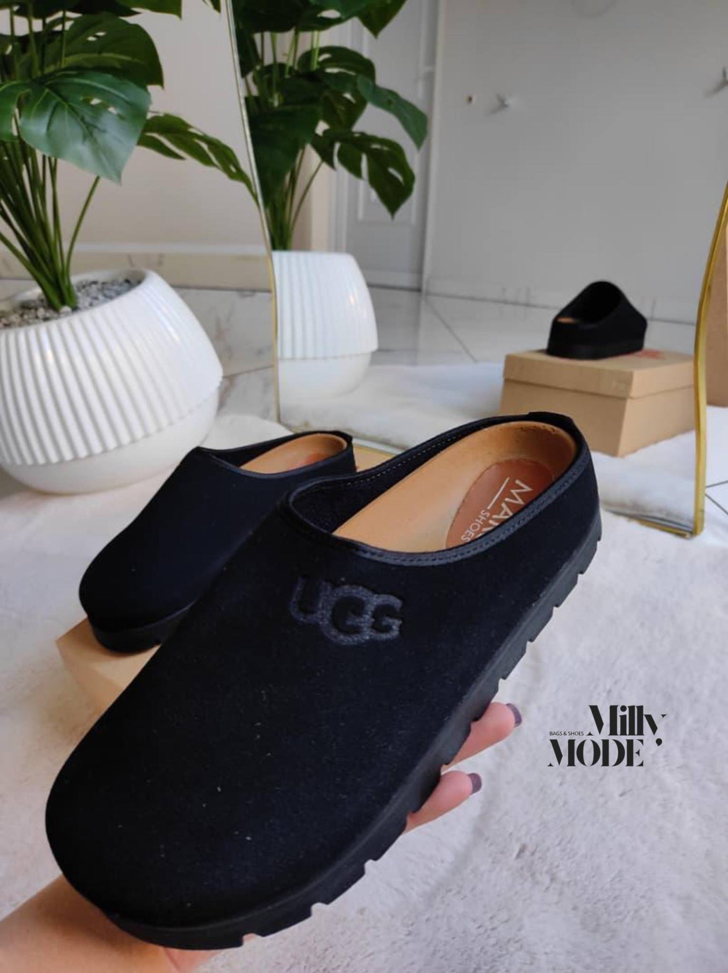 Sabot UGG Sbf02