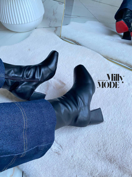 Boots Bt13