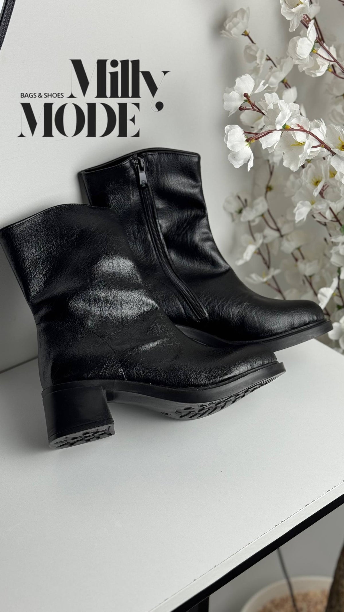 Boots bt19